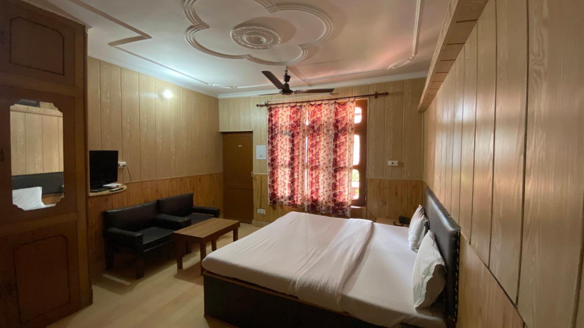 Hotel Ekant Lodge McLeod Ganj Zewnętrze zdjęcie